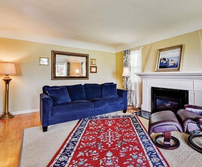 Photo - Crescent Rim - Home with a view - Short te...