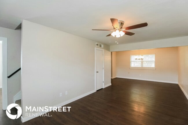 Photo - 1828 Sunrise Dr