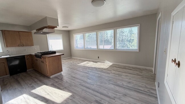 Photo - 1704 E 19th Ave