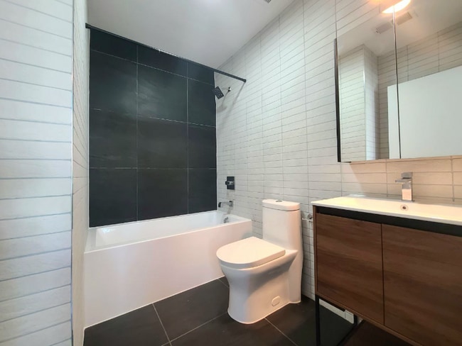 502 William St Unit 1A