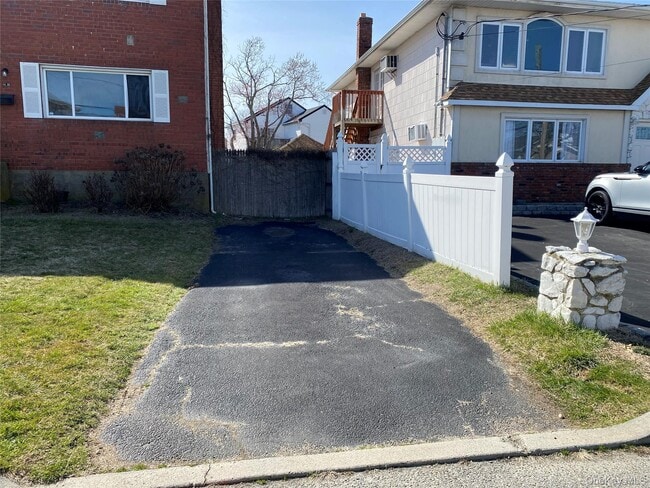 Photo - 40 Yacht Club Rd