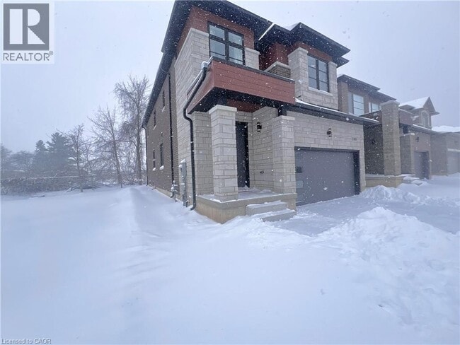 Photo - 100 Shady Oaks Trl