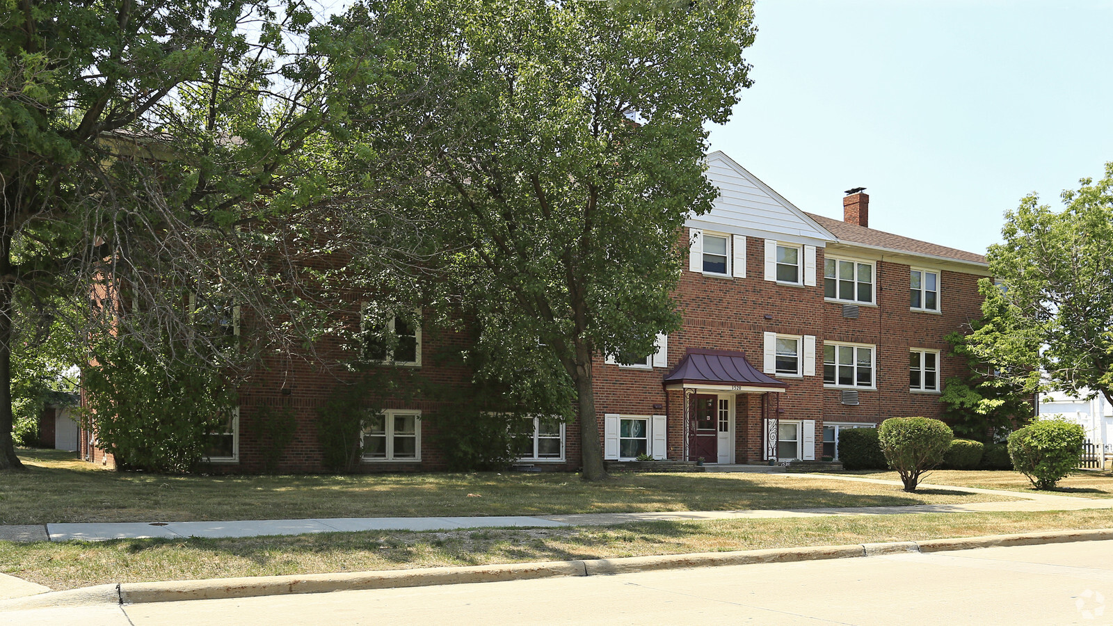 Ambassador Apartments - Ambassador Apartments