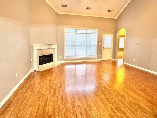 Photo - Spacious 3-bedroom. 2.5 bath in Cordova with 2 loft spaces.
