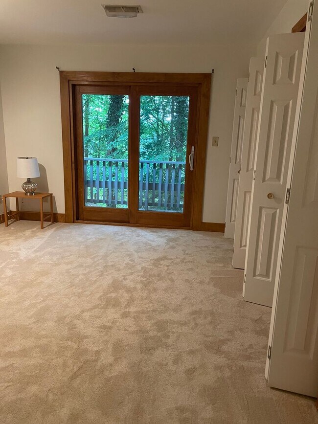 Seasons Trace Rental Williamsburg OffCampus Housing OffCampus