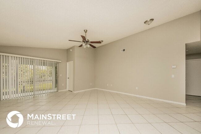 Photo - 4454 Sandhurst Dr