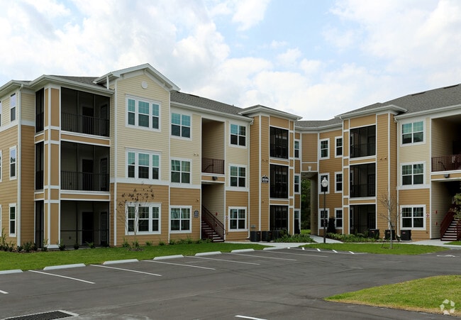 The Glen II At Cagan Crossings