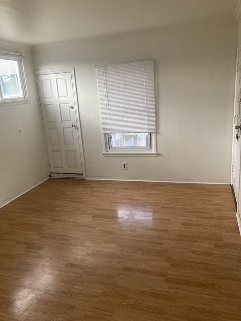Building Photo - 11731 W Pico Blvd Unit 2 Rental
