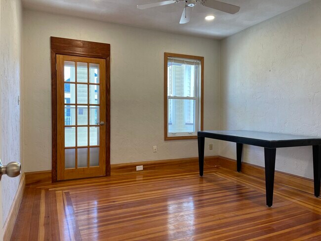 Photo - 14 Barton St Unit 2