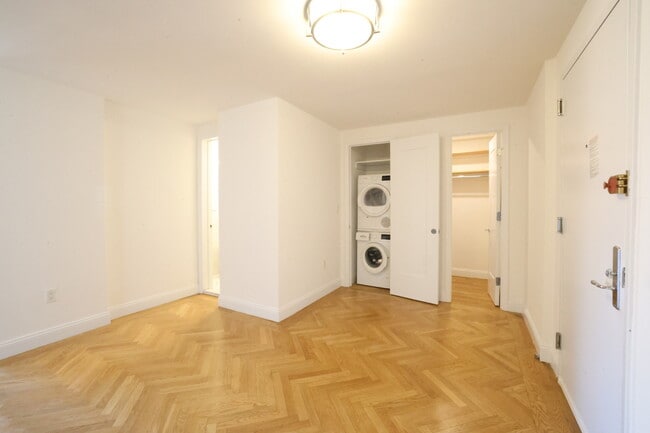 Photo - Yorkshire Towers