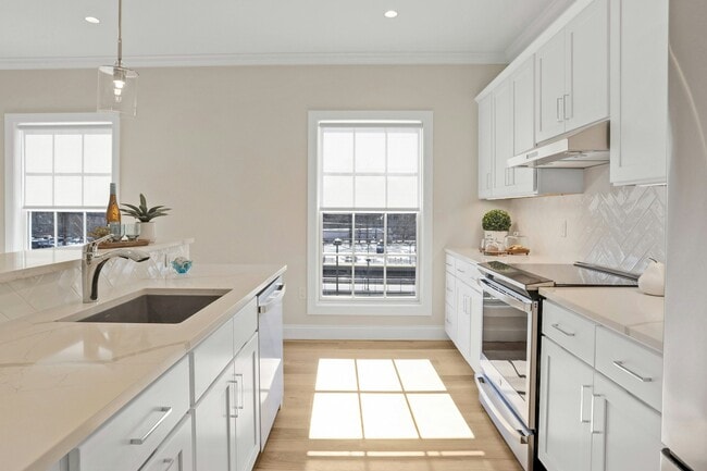 Photo - 340 Heights Rd Unit 202