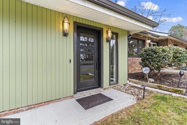 Photo - 7609 Woodridge Cir