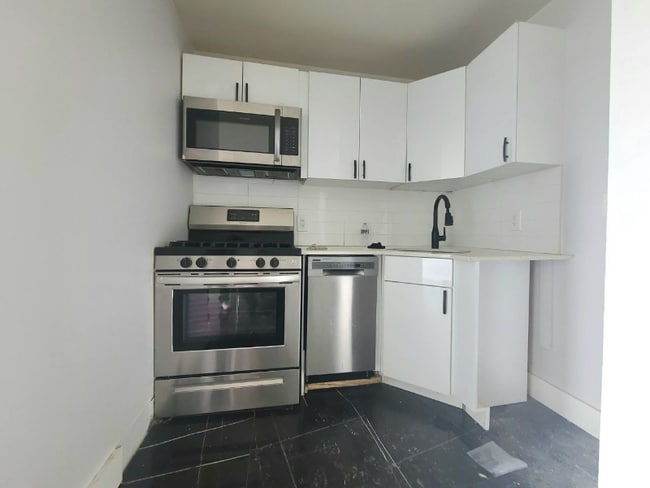 Building Photo - 750 N Broad St Unit 6F Rental