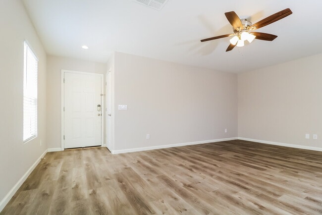 Photo - 10043 N 115th Dr