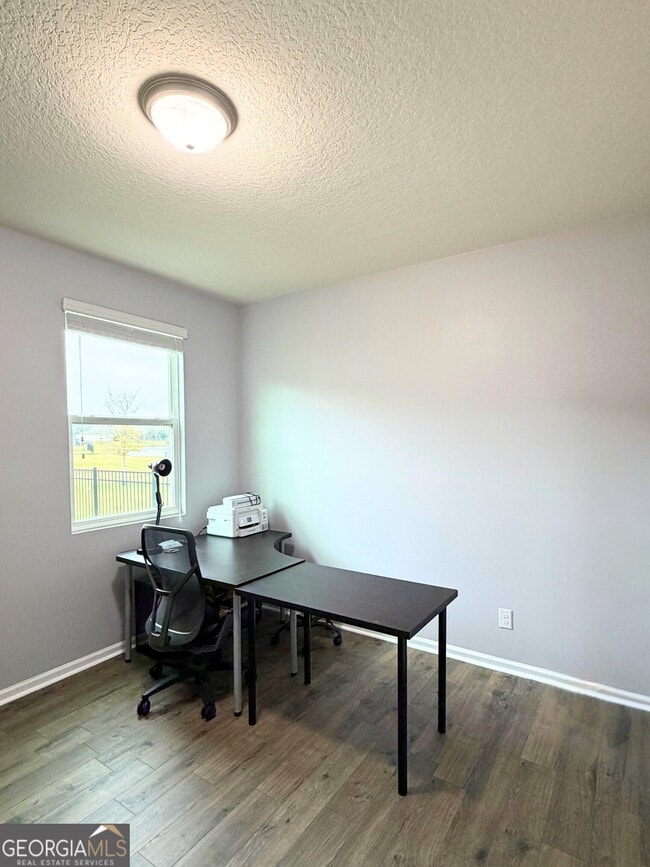 Photo - 215 Brooklet Cir