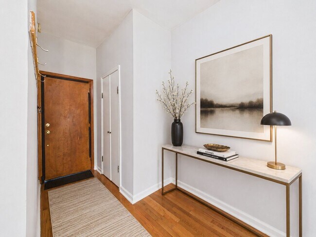 Photo - 140 N 21st St Unit #1R