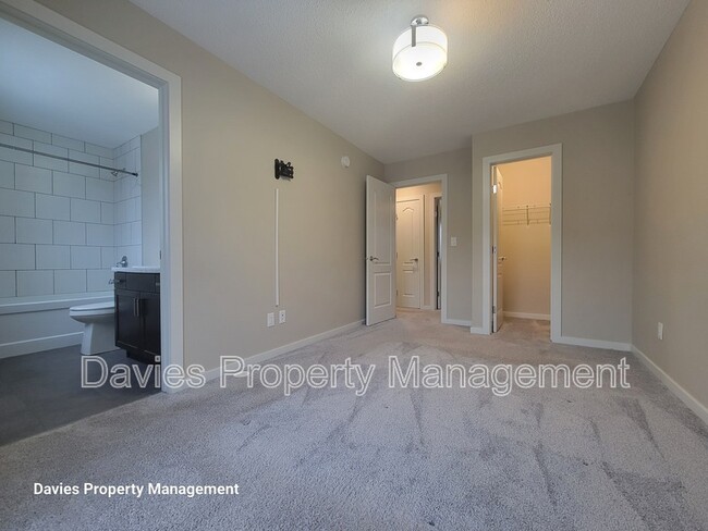 Photo - 315-342 42 Ave NW