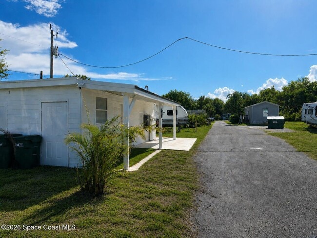 Photo - 945 N Tropical Trail