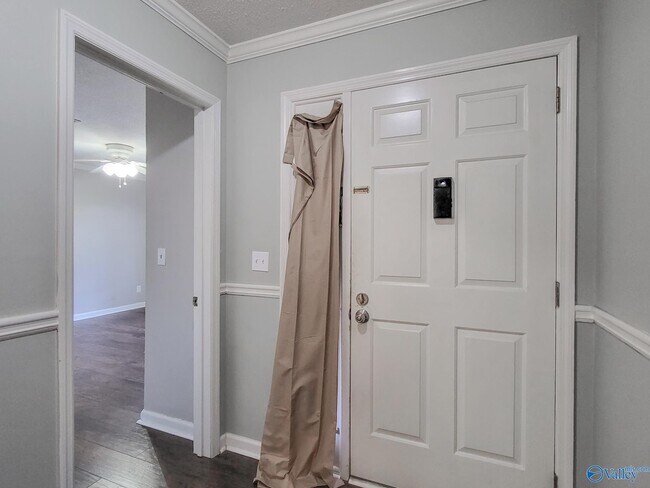 Photo - 2020 Woodlawn Dr SW Unit 0