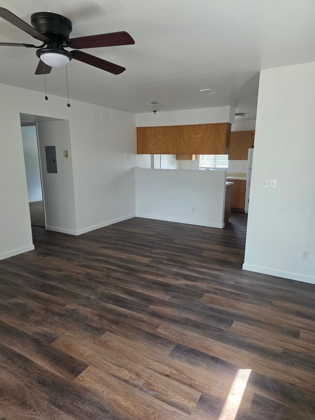 638 Campbell St Unit C