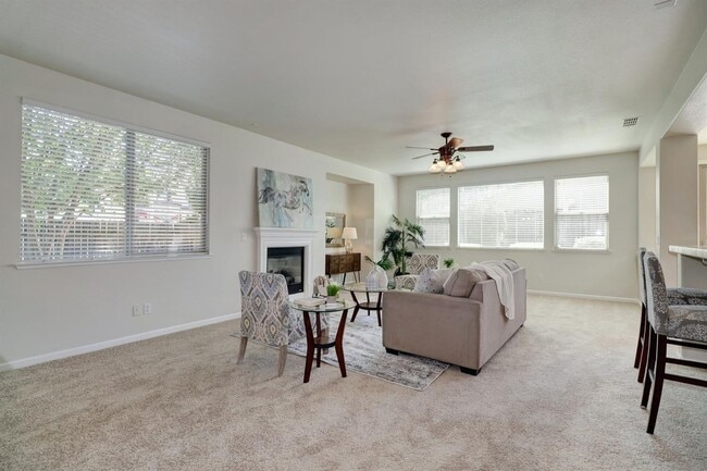 Photo - 1996 St Patrick Ln