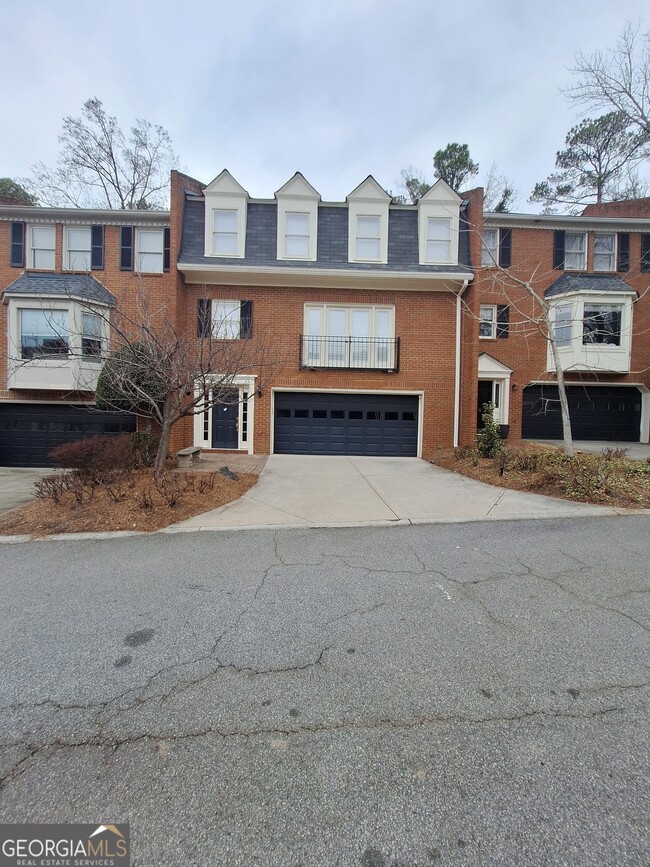 Photo - 3873 Roswell Rd NE Townhome