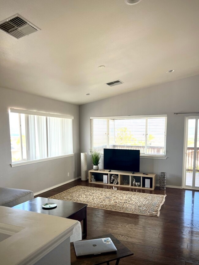 Photo - 106 Nokekula Loop