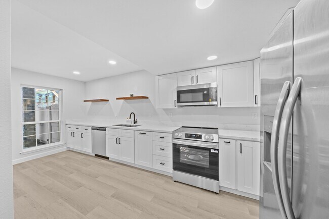 Photo - 14333 Memorial Dr Unit 56