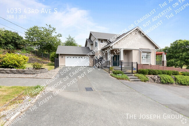 Building Photo - 4033 43rd Ave S Rental