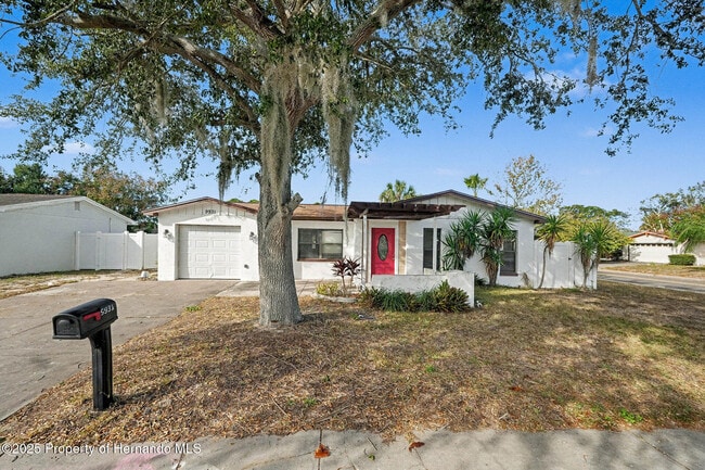 Building Photo - 9931 Woodstock Ln