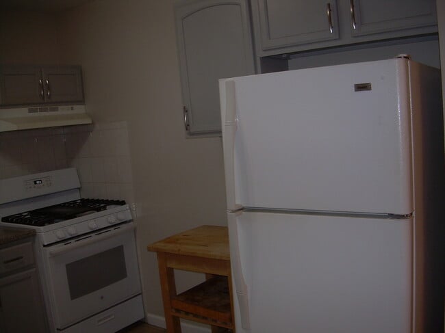 Photo - 996 Anchor St