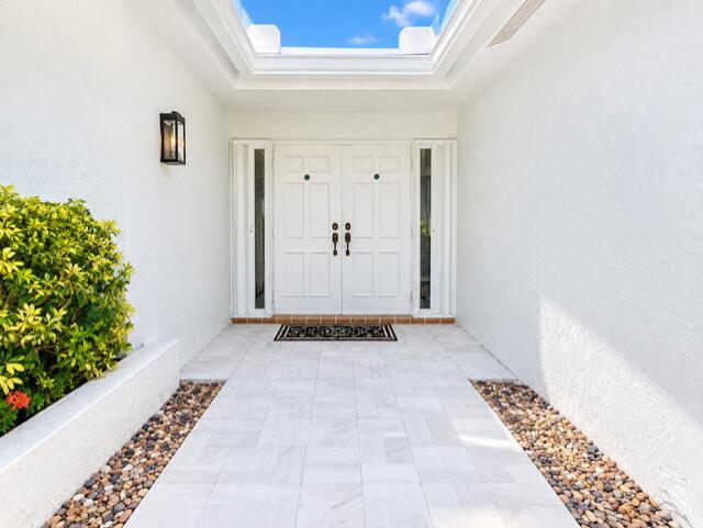 182 Del Rio Blvd