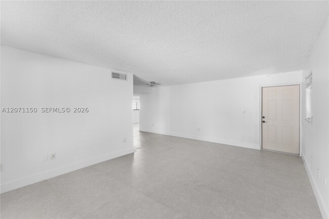 Photo - 1225 West Dr Unit 201