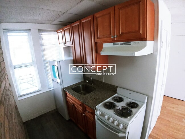Photo - 199 Strathmore Rd Unit 6