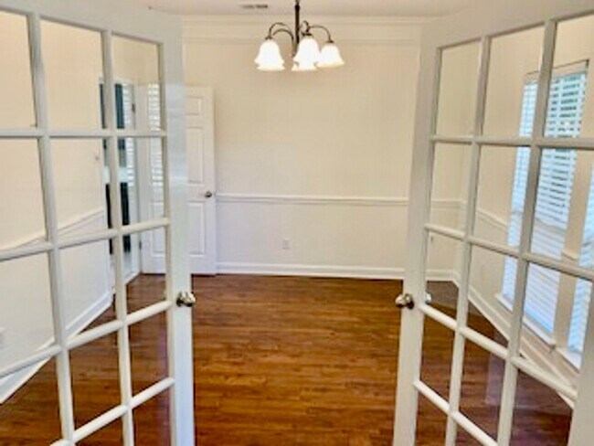 1124 Sewanee Ct