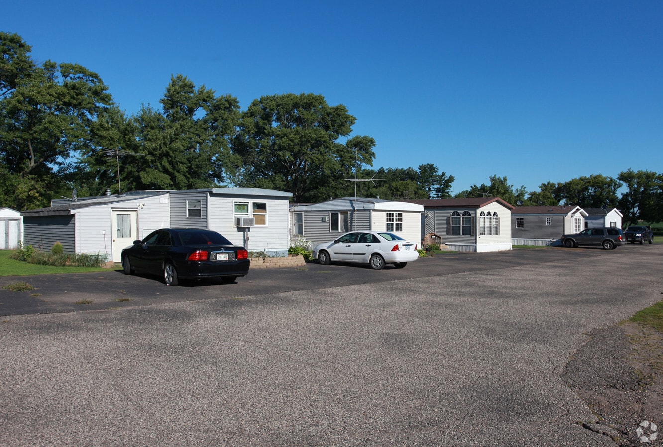 Photo - New Richmond Estates Apartments