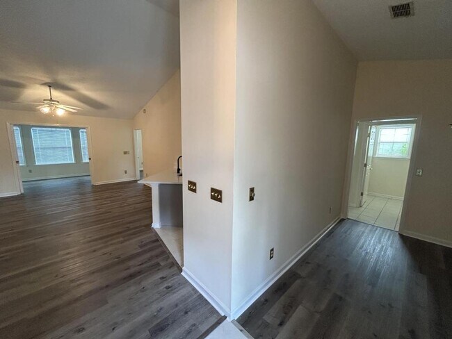 Photo - 1201 Formby Ct