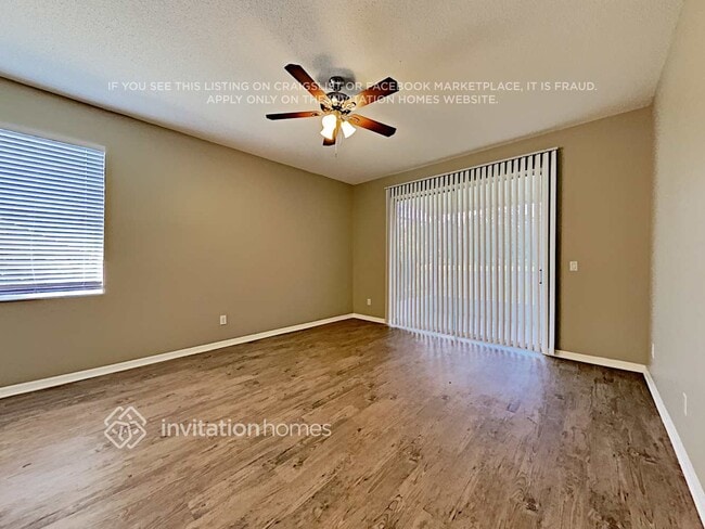1419 Royal St George Dr