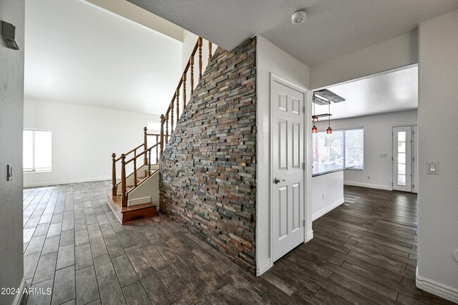 Photo - 1836 E Aspen Way