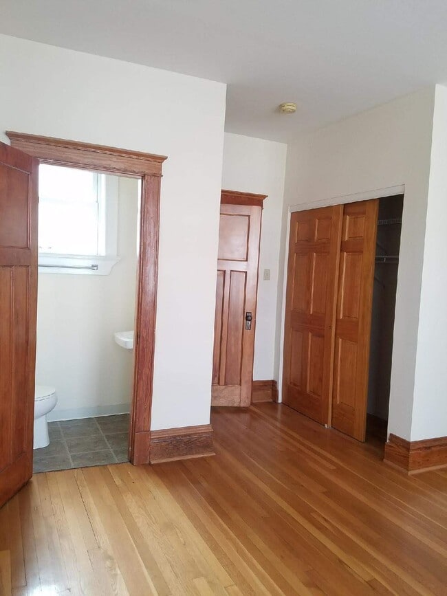 Photo - 5798 Pershing Ave Unidad 3E