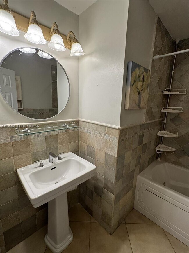 Photo - 158 SW 96th Ct Unit B