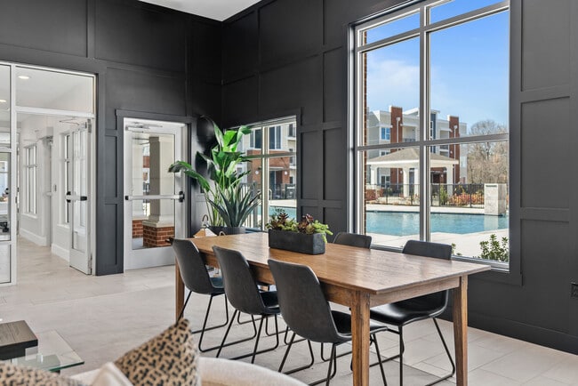 Photo - Elevate 17 I