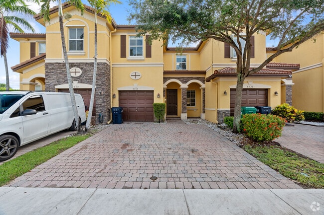 Building Photo - 8618 NW 113th Ct Rental