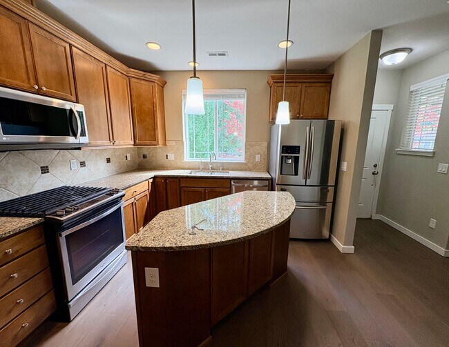 Photo - 34822 SE Jacobia St