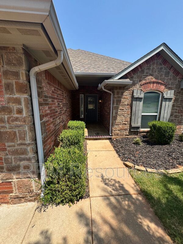 Photo - 6705 NW 159th St