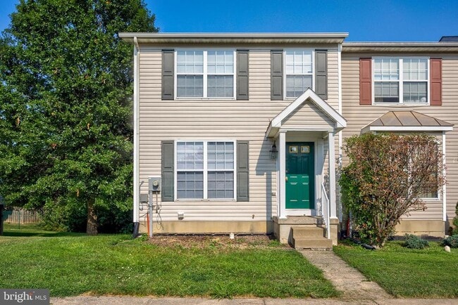 Building Photo - 213 Copperfield Ln Rental