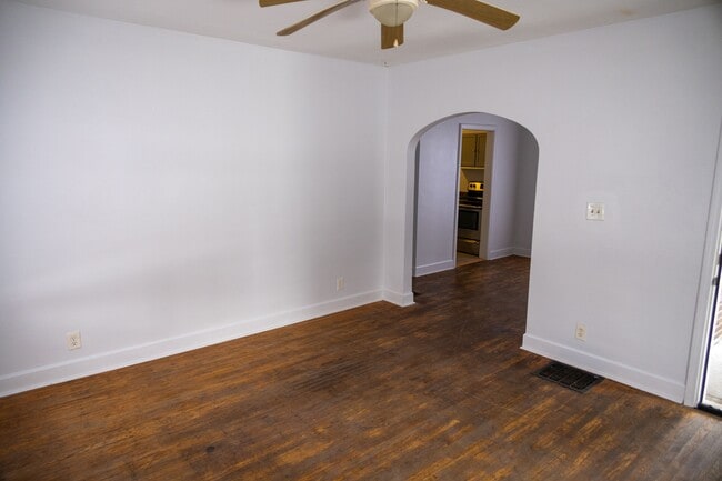 Photo - 1627 N Tibbs Ave