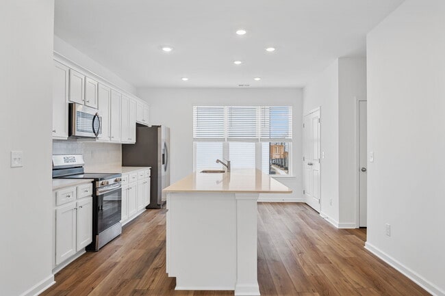 Photo - 4219 Tillie Cir