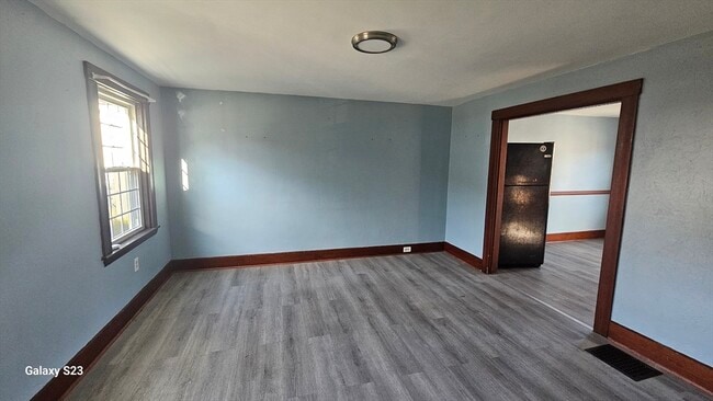 Photo - 3 Woodland St