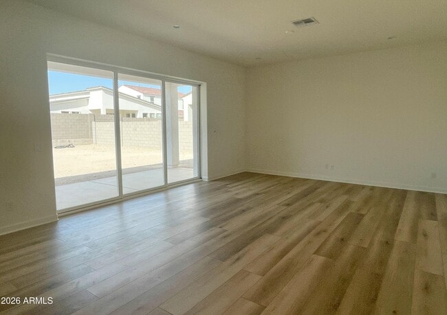 Photo - 19772 Exeter Blvd